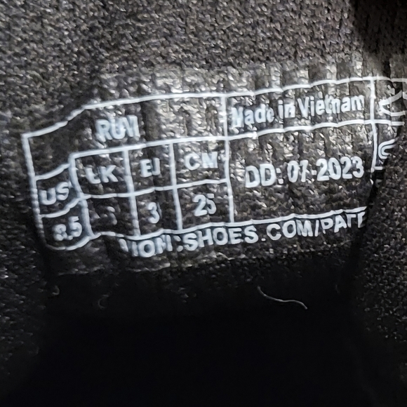 Vionic Women's Agile Ruvi Walking Sneaker Black Size 8.5 - Picture 9 of 9